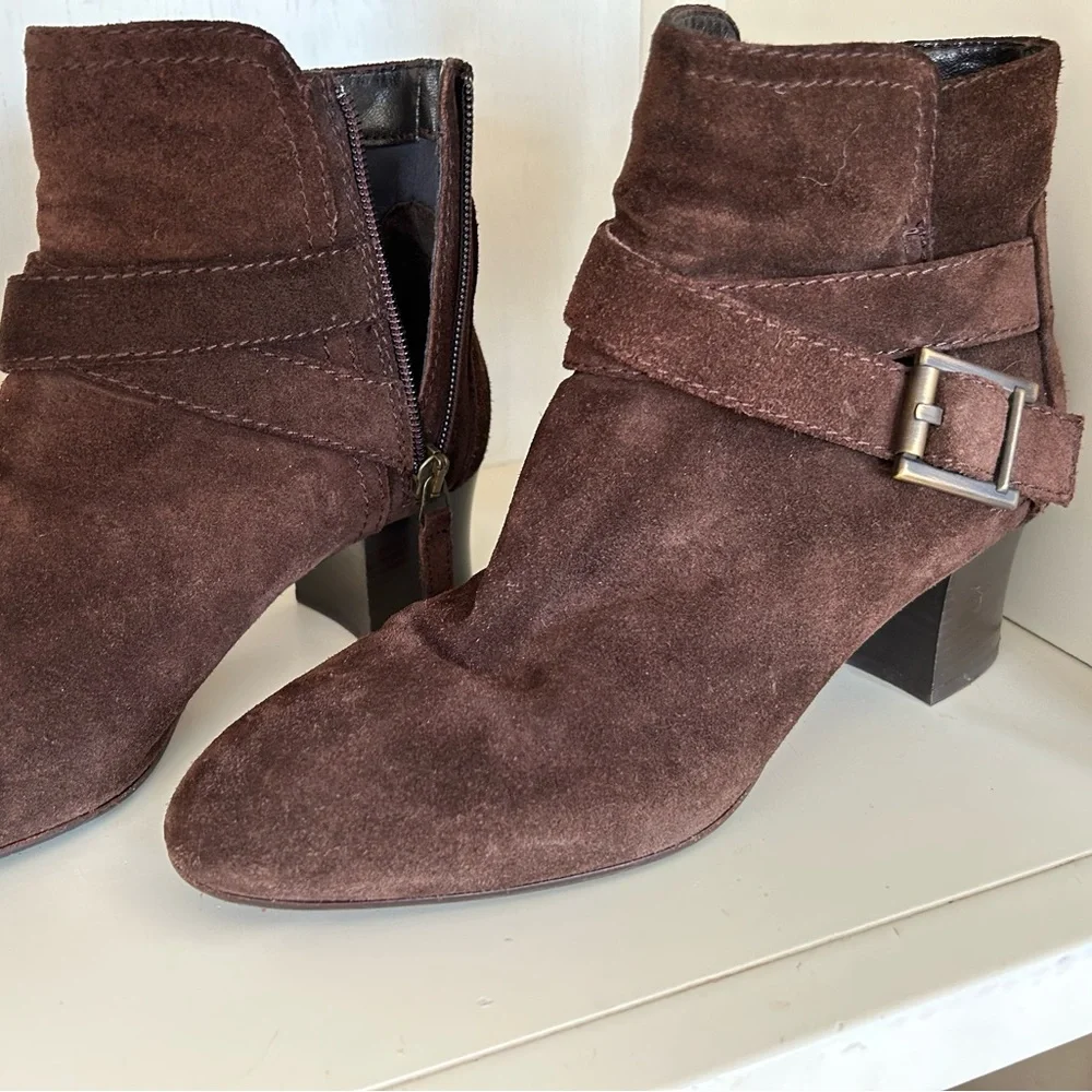 Aquatalia Brown Suede Ankle Boot Bootie Women’s Size 7 - Picture 5 of 7